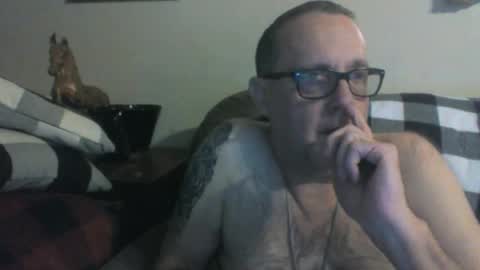 Vols online show from 02/04/25, 01:02