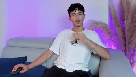 Tobias  online show from 10/21/25, 08:31