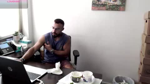 Snapshot of todd_dantes chatting on 09/27/25, 09:58 Todd online show from 09/27/25, 09:58