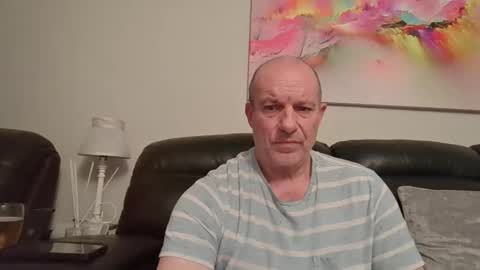 Snapshot of toerag69 chatting on 04/05/26, 10:18 toerag69 online show from 04/05/26, 10:18