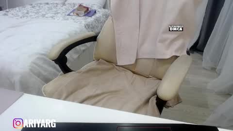 Arina online show from 01/02/25, 11:38