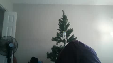 Snapshot of tokerqueen28 chatting on 12/14/25, 09:30 tokerqueen28 online show from 12/14/25, 09:30