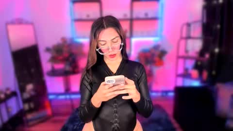 tokkyo__ online show from 10/19/25, 04:13