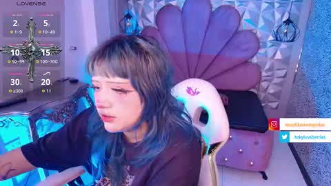 toky         online show from 12/04/25, 07:44