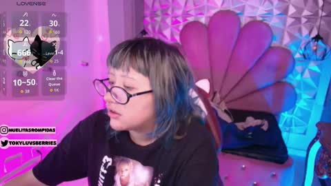 Snapshot of toky_doll chatting on 01/09/26, 02:36 toky online show from 01/09/26, 02:36