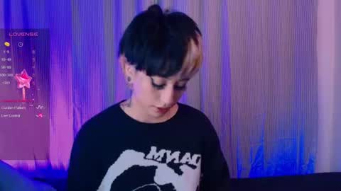 Snapshot of tokyo_blues chatting on 06/28/26, 01:11 Halsey Sofii online show from 06/28/26, 01:11