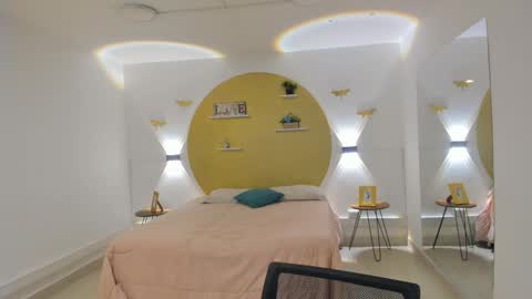 Tokyo  online show from 09/19/25, 03:30