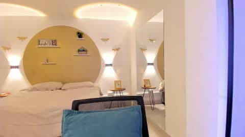 Tokyo  online show from 10/04/25, 03:26