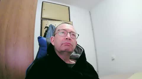 tolon408472 online show from 01/21/25, 08:54