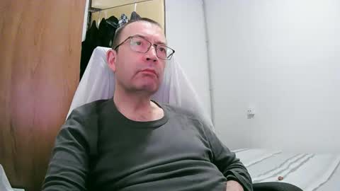 tolon408472 online show from 02/01/25, 08:58