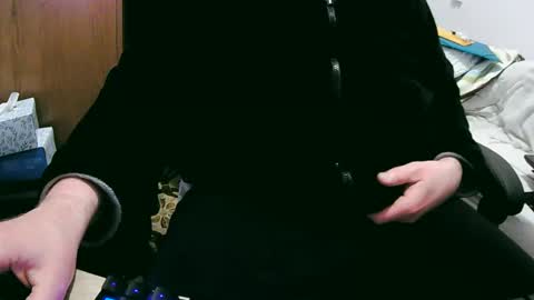 tolon408472 online show from 03/03/25, 05:29