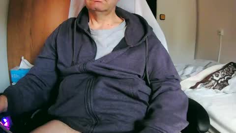 tolon408472 online show from 03/12/25, 06:51