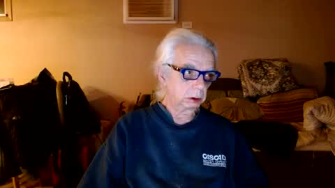 tom112292014 online show from 12/23/24, 02:45