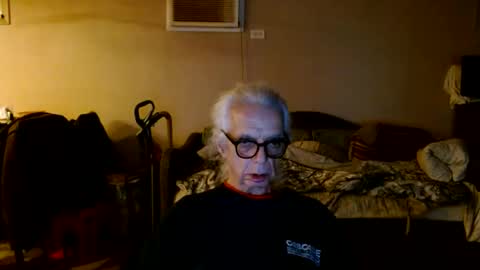 Snapshot of tom112292014 chatting on 11/02/25, 02:58 tom112292014 online show from 11/02/25, 02:58