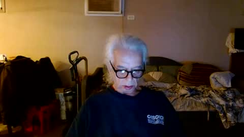 Snapshot of tom112292014 chatting on 11/02/25, 08:33 tom112292014 online show from 11/02/25, 08:33