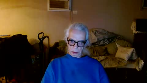 Snapshot of tom112292014 chatting on 11/28/25, 02:47 tom112292014 online show from 11/28/25, 02:47