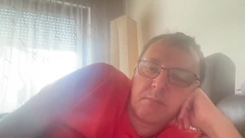 Snapshot of tom6644 chatting on 06/18/26, 02:43 Tom online show from 06/18/26, 02:43