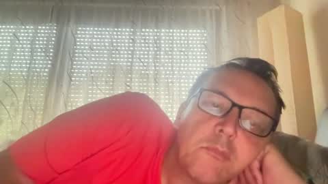 Snapshot of tom6644 chatting on 07/15/26, 02:33 Tom online show from 07/15/26, 02:33