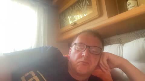 Snapshot of tom6644 chatting on 07/18/26, 08:40 Tom online show from 07/18/26, 08:40