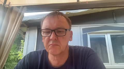 Snapshot of tom6644 chatting on 07/19/26, 12:42 Tom online show from 07/19/26, 12:42