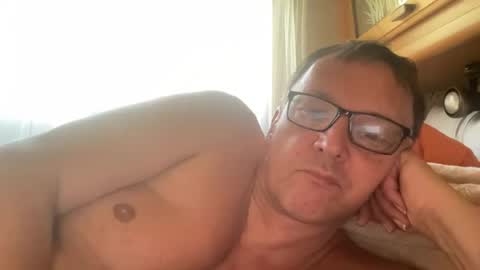 Snapshot of tom6644 chatting on 07/25/26, 10:02 Tom online show from 07/25/26, 10:02