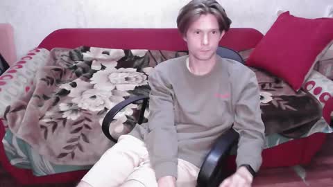 Snapshot of tom_elmo chatting on 10/01/25, 12:27 Tom Elmo online show from 10/01/25, 12:27