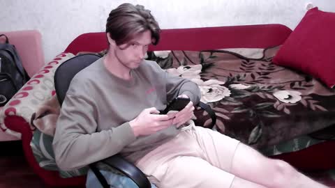 Snapshot of tom_elmo chatting on 10/01/25, 11:22 Tom Elmo online show from 10/01/25, 11:22