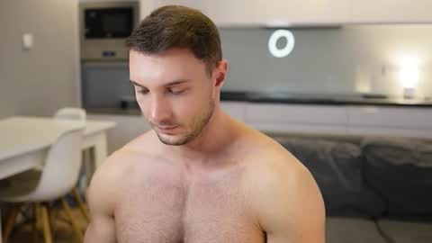 Tom online show from 11/19/25, 07:08