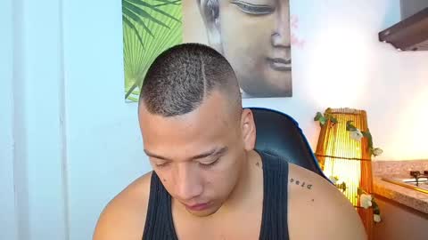 Tom muscle1 online show from 12/30/24, 12:09