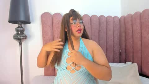 Snapshot of tom_silver_ chatting on 01/25/25, 06:57 Tom Silver online show from 01/25/25, 06:57