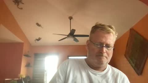 Hola online show from 12/04/25, 07:22