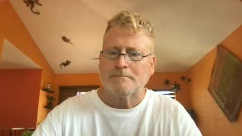 Hola online show from 06/25/26, 08:35