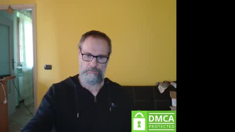 Snapshot of tomasmilian77 chatting on 10/29/25, 08:38 Tomas Milian online show from 10/29/25, 08:38