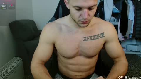 Snapshot of tomasmv chatting on 12/22/25, 10:23 ONLYFANS50 OFF TODAY online show from 12/22/25, 10:23