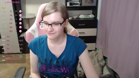 tomato_tease online show from 10/24/25, 01:51