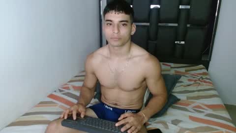 Snapshot of tomaz_18 chatting on 04/08/26, 10:21 tomaz_18 online show from 04/08/26, 10:21