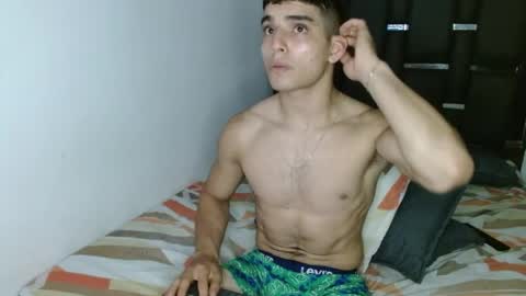 Snapshot of tomaz_18 chatting on 04/15/26, 09:04 tomaz_18 online show from 04/15/26, 09:04