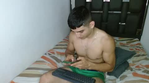 Snapshot of tomaz_18 chatting on 04/21/26, 01:42 tomaz_18 online show from 04/21/26, 01:42