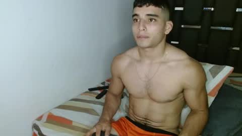 Snapshot of tomaz_18 chatting on 04/29/26, 11:22 tomaz_18 online show from 04/29/26, 11:22