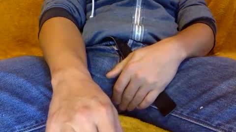 tombi125 online show from 10/12/25, 04:50