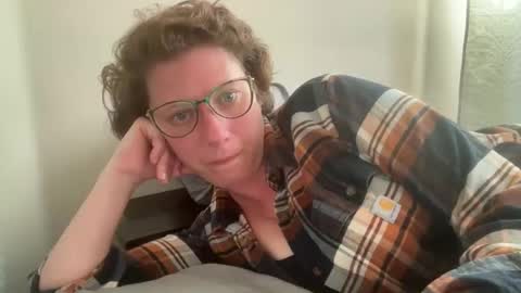 tomboy_girly online show from 06/06/26, 09:41