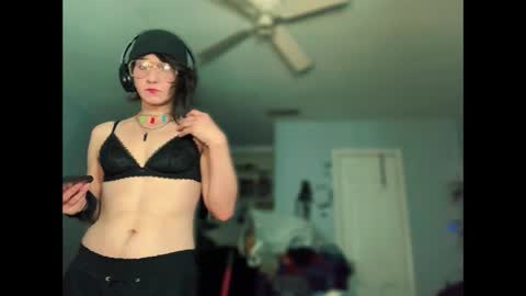Snapshot of tomboy_titties chatting on 01/14/26, 07:36 tomboy_titties online show from 01/14/26, 07:36