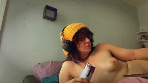 Snapshot of tomboy_titties chatting on 03/02/26, 09:21 tomboy_titties online show from 03/02/26, 09:21