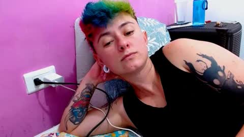 Blue online show from 10/03/25, 01:57