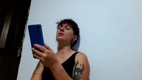 Snapshot of tomboyblue chatting on 05/02/26, 12:48 Blue online show from 05/02/26, 12:48