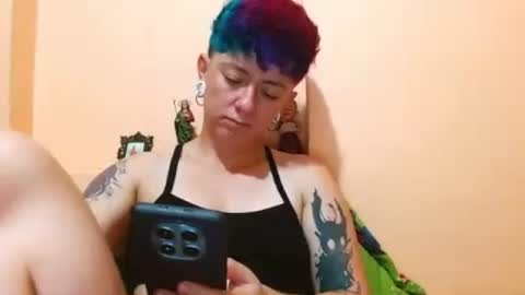 Snapshot of tomboyblue chatting on 06/26/26, 02:10 Blue online show from 06/26/26, 02:10