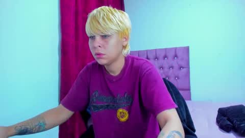 tomboygirl69 online show from 10/19/25, 09:15