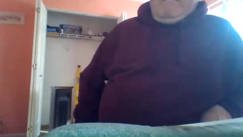 Snapshot of tomcat4848 chatting on 10/28/25, 03:25 tomcat4848 online show from 10/28/25, 03:25