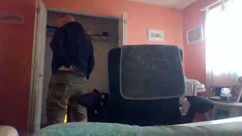 Snapshot of tomcat4848 chatting on 11/14/25, 05:55 tomcat4848 online show from 11/14/25, 05:55