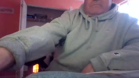 Snapshot of tomcat4848 chatting on 12/01/25, 04:56 tomcat4848 online show from 12/01/25, 04:56